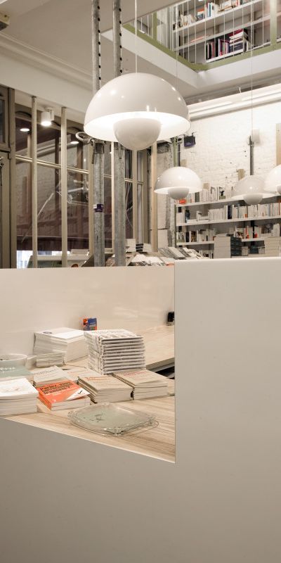 lhoas architectes architects candide librairie library maxime delvaux 17x800