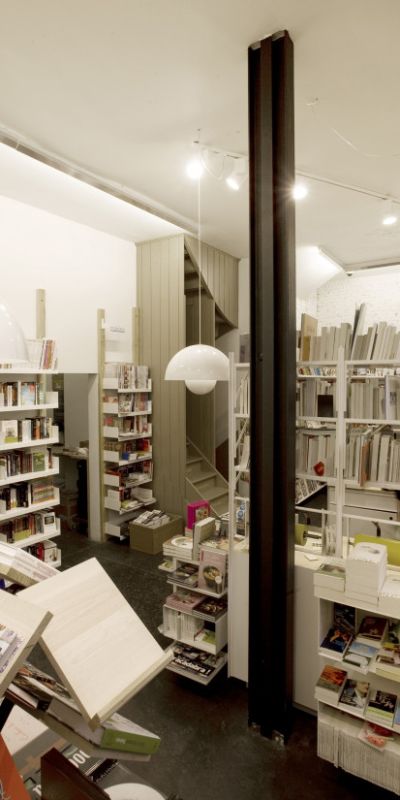 lhoas architectes architects candide librairie library maxime delvaux 18x825