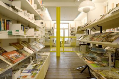 lhoas architectes architects candide librairie library maxime delvaux 19x365