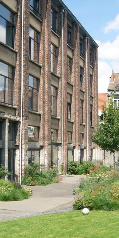 lhoas architectes architects chapeau 62 chared housing mixed use 1x852