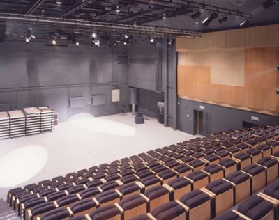 lhoas architectes architects eden charleroi 9x433