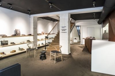 lhoas architectes architects retail heschung vieux colombier paris credits charlotte delval 2x758