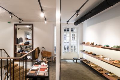 xlhoas architectes architects retail heschung vieux colombier paris credits charlotte delval 10x366.jpg.pagespeed.ic.KTcClkJhx0