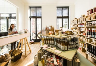 xles filles 2x375.jpg.pagespeed.ic.pbAmuk  G9