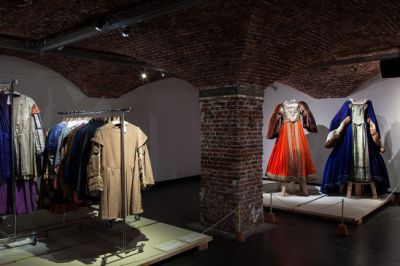 xommegang exh views 06 1600pxx365.jpg.pagespeed.ic.WnCfjyVoUF