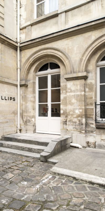 xlhoas architectes architects phillips paris rue du bac credits charlotte delval 9 548x821.jpg.pagespeed.ic.CvWNzy 