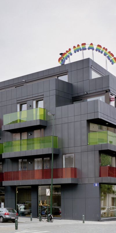 xvh03x1420.jpg.pagespeed.ic.eUO9xxeXrz